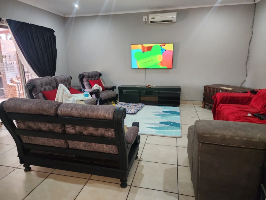 3 Bedroom Property for Sale in Kathu Northern Cape